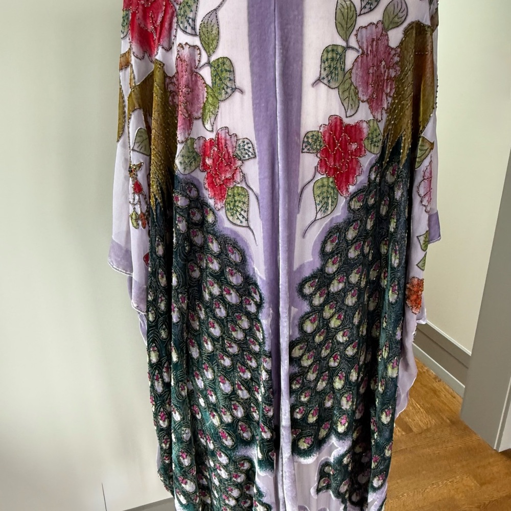 Floral Kimono with Fringe - Picture 4 of 14
